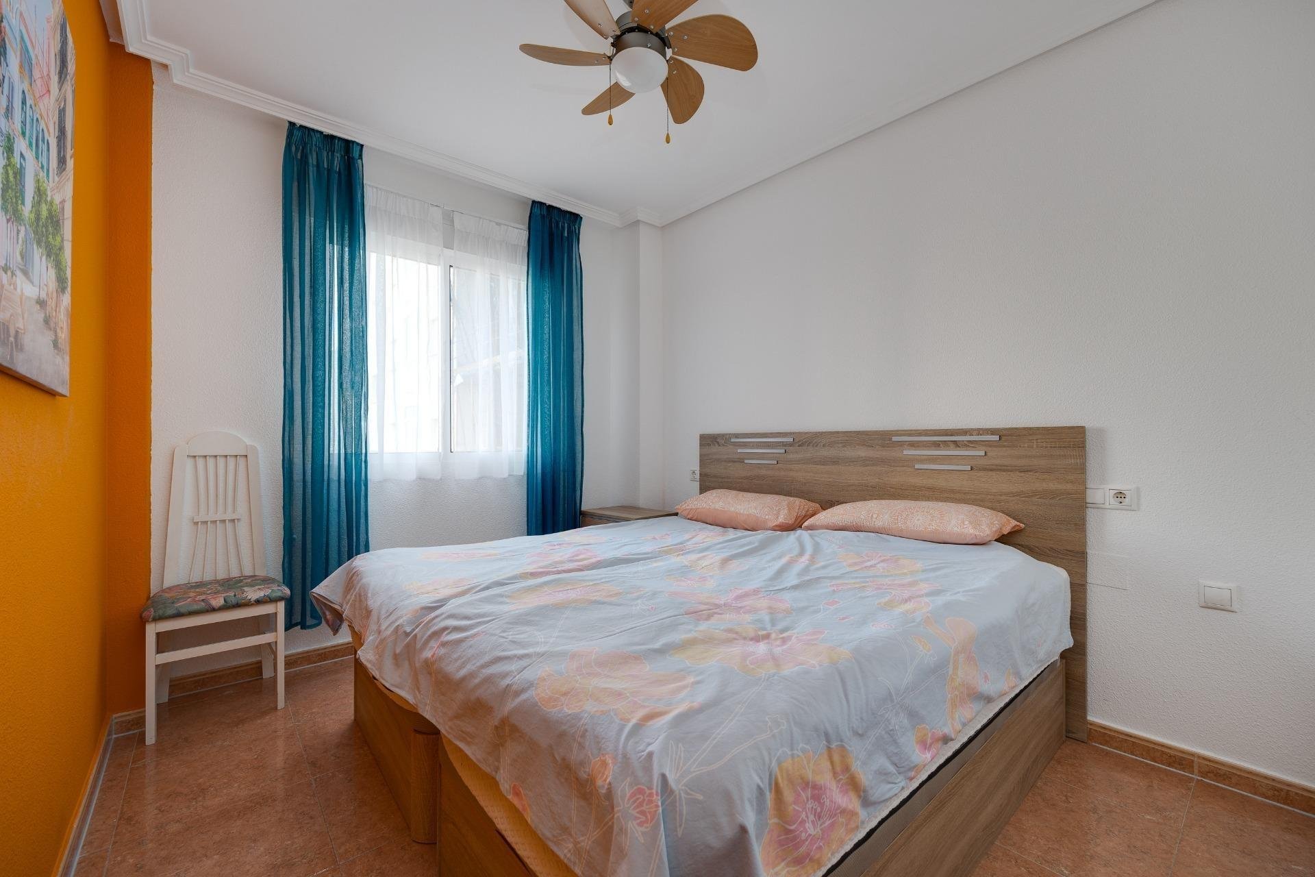 Apartament w Torrevieja, Alicante, Hiszpania 1 sypialnia, 58 mkw. nr 184303