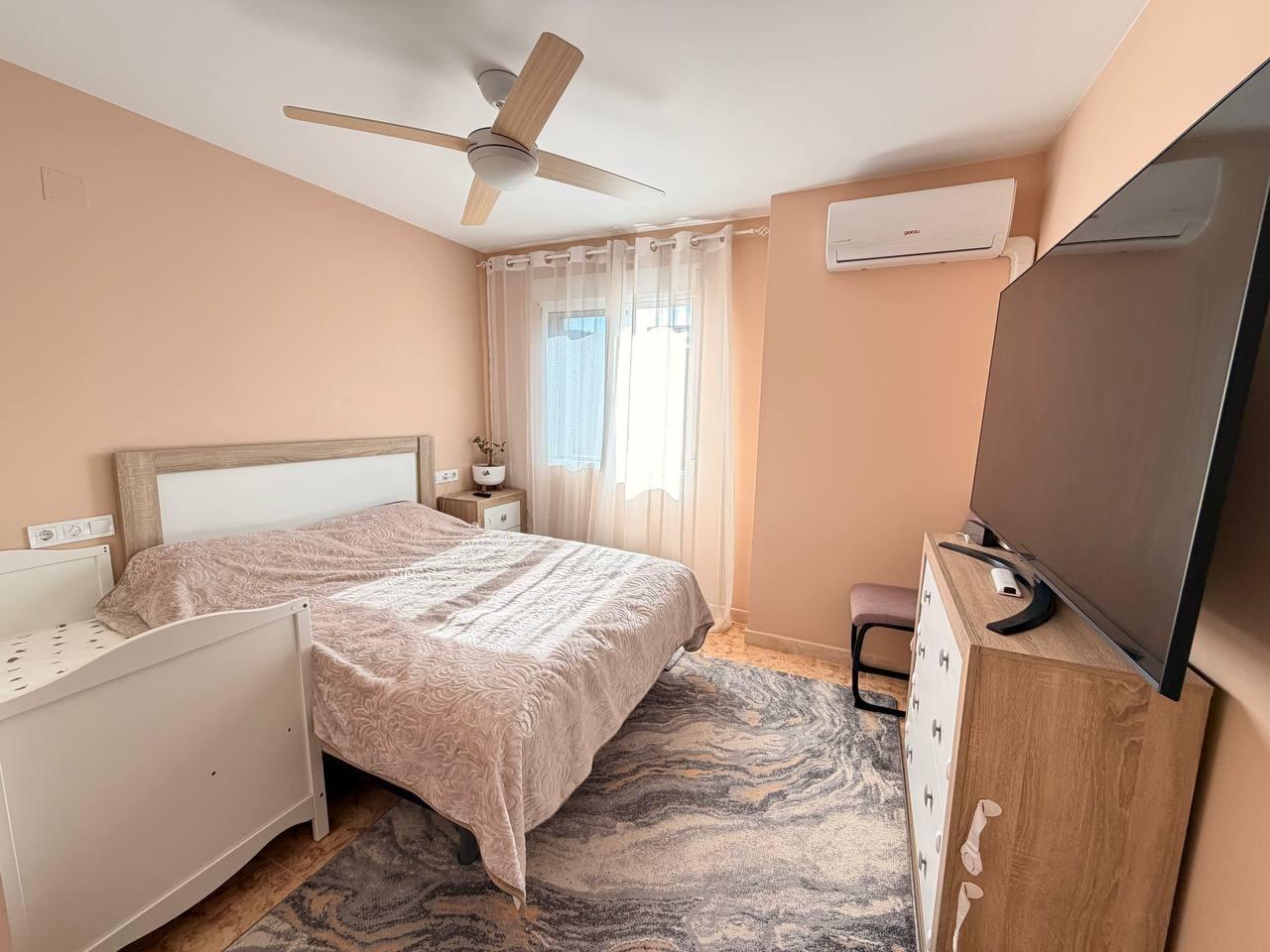 Apartment in Torrevieja, Alicante, Spain 2 bedrooms, 65 sq.m. No. 184306