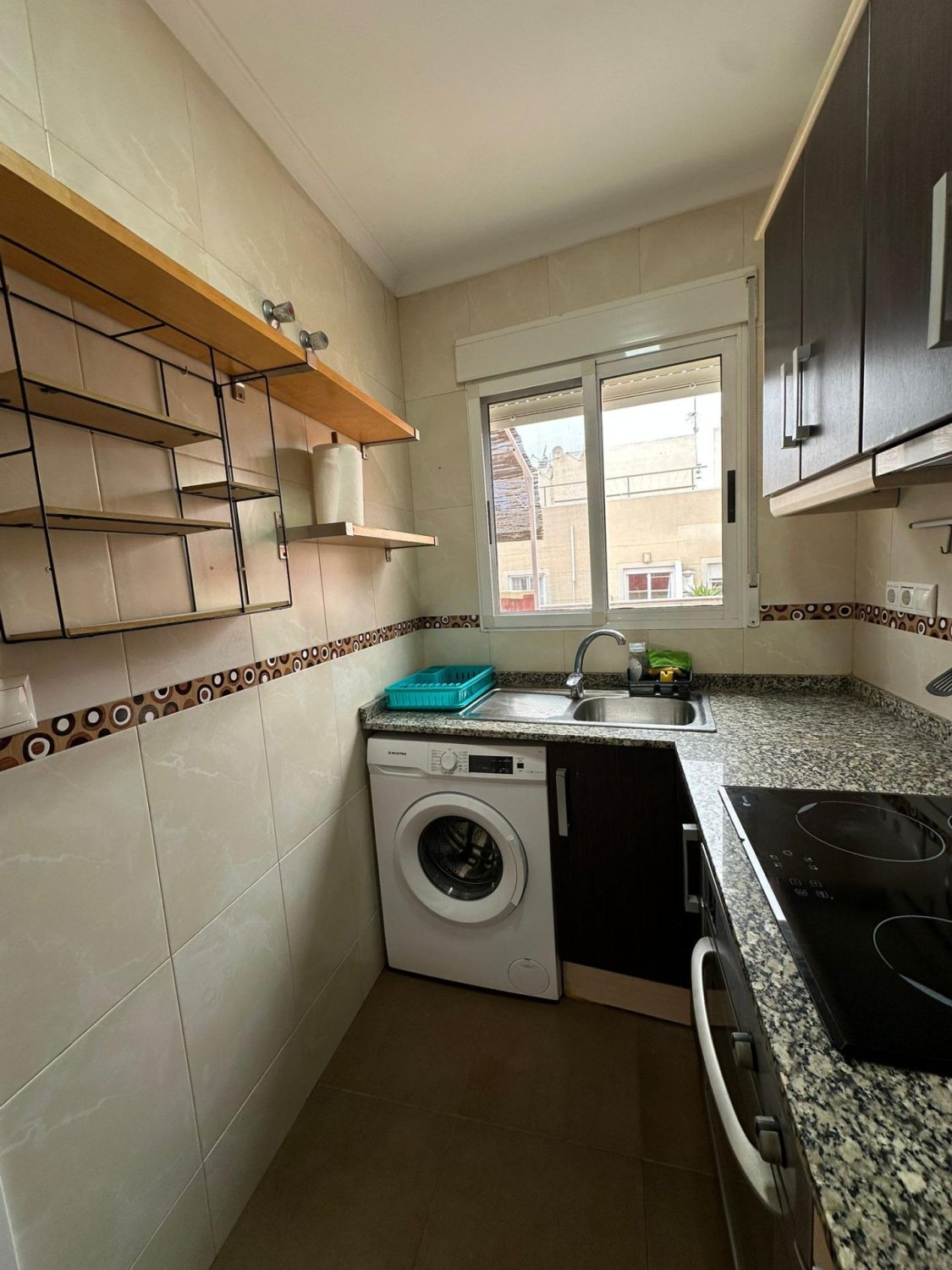 Apartment à Torrevieja, Alicante, Espagne 2 chambres, 75 m2 No. 184305