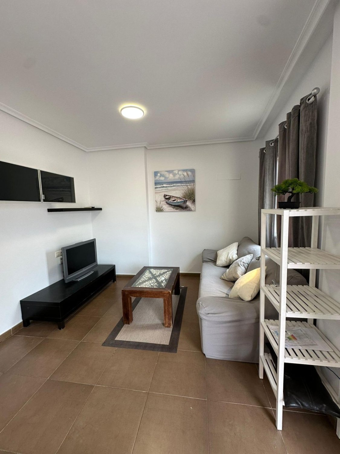 Apartment à Torrevieja, Alicante, Espagne 2 chambres, 75 m2 No. 184305