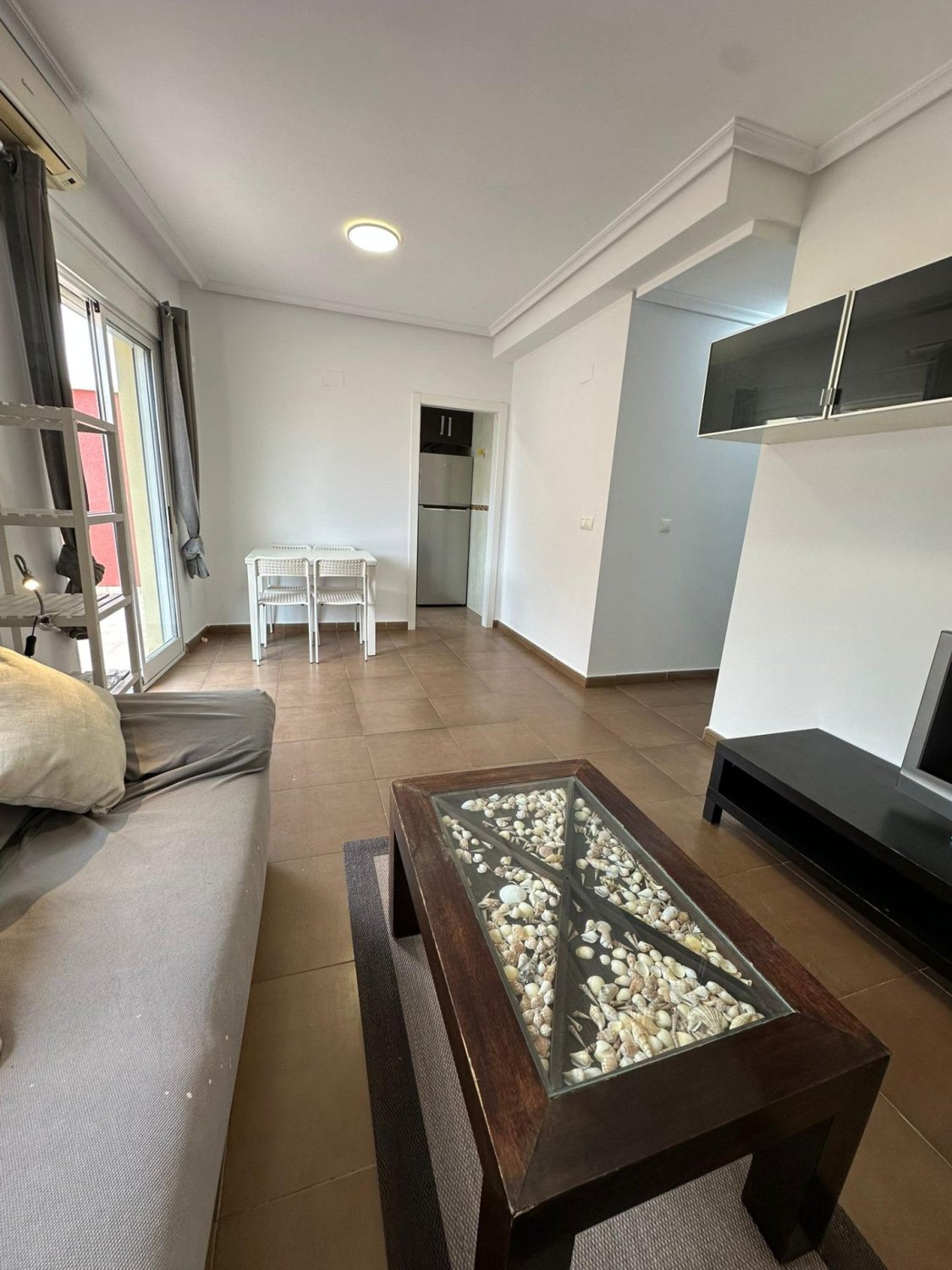Apartment à Torrevieja, Alicante, Espagne 2 chambres, 75 m2 No. 184305