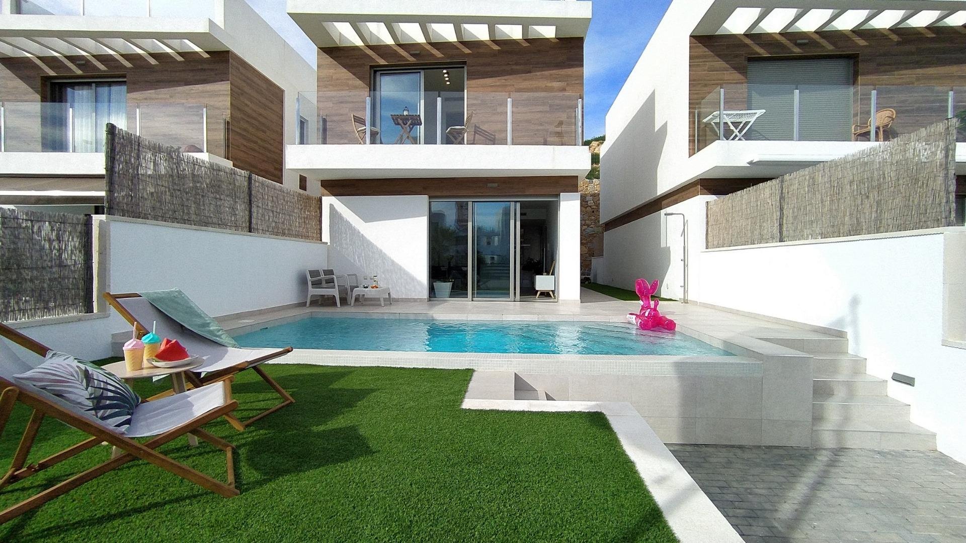 Huvila Orihuela, Alicante, Espanja 3 makuuhuonetta, 185 m2 No. 169915