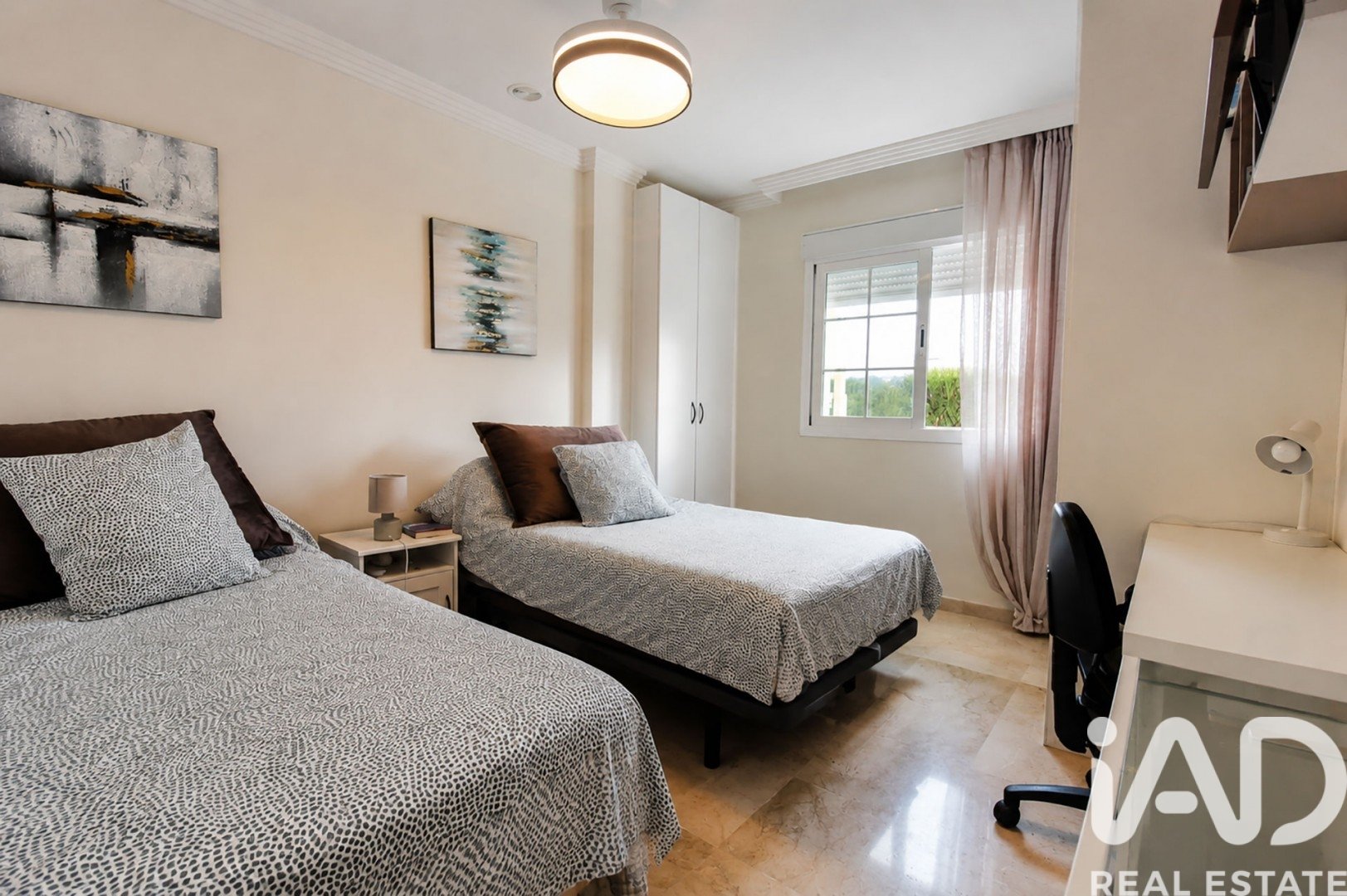 Apartment à Marbella, Malaga, Espagne 3 chambres, 129 m2 No. 195037