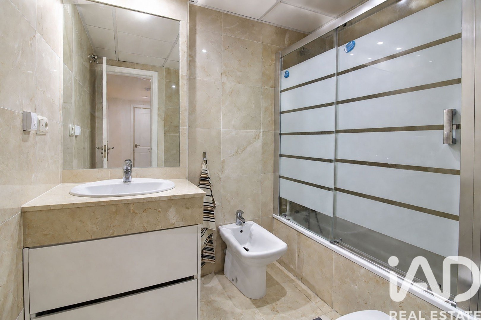 Apartment à Marbella, Malaga, Espagne 3 chambres, 129 m2 No. 195037