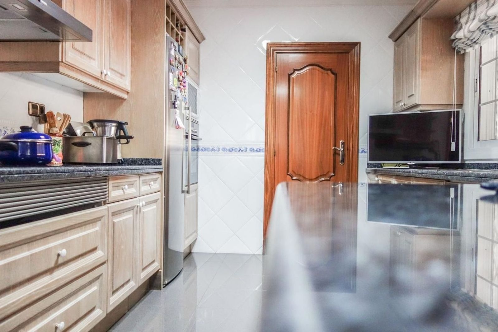 House à Gava, Barcelona, Espagne 6 chambres, 465 m2 No. 192072