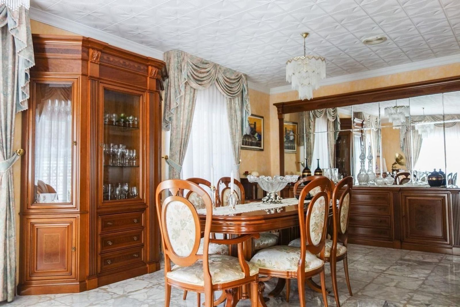 House à Gava, Barcelona, Espagne 6 chambres, 465 m2 No. 192072