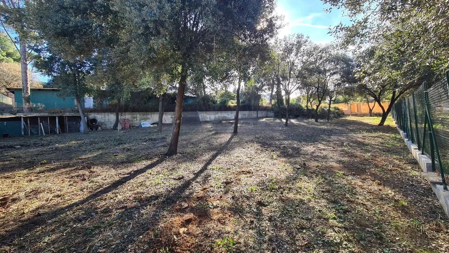 Parcela en Sant Cugat del Vallès, Barcelona, España No. 140767