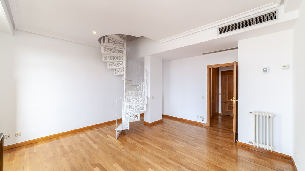 Dzīvoklis Madrid, Spānijā 1 istaba, 70 m2 Nr. 147660