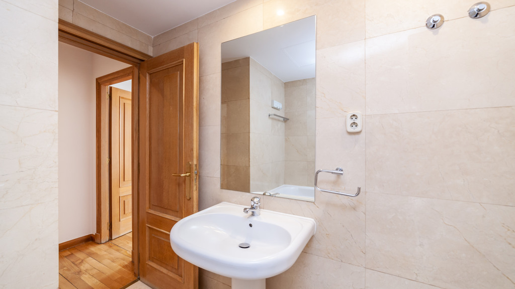 Dzīvoklis Madrid, Spānijā 1 istaba, 70 m2 Nr. 147660