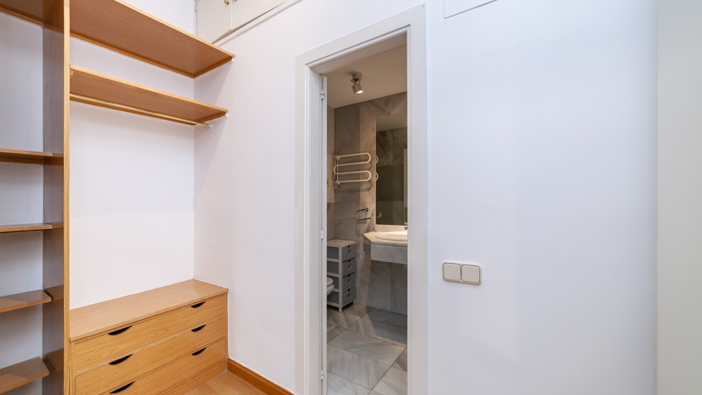 Dzīvoklis Madrid, Spānijā 1 istaba, 70 m2 Nr. 147660