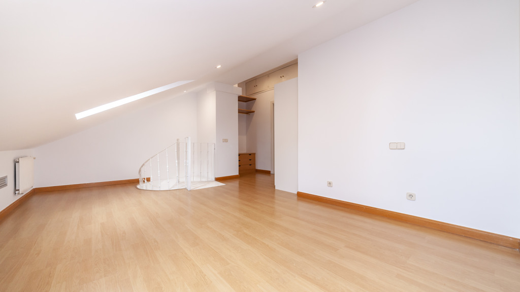Dzīvoklis Madrid, Spānijā 1 istaba, 70 m2 Nr. 147660