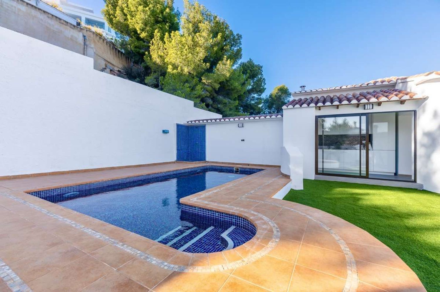 Villa in Calpe, Alicante, Spain 3 bedrooms, 136 sq.m. No. 186954