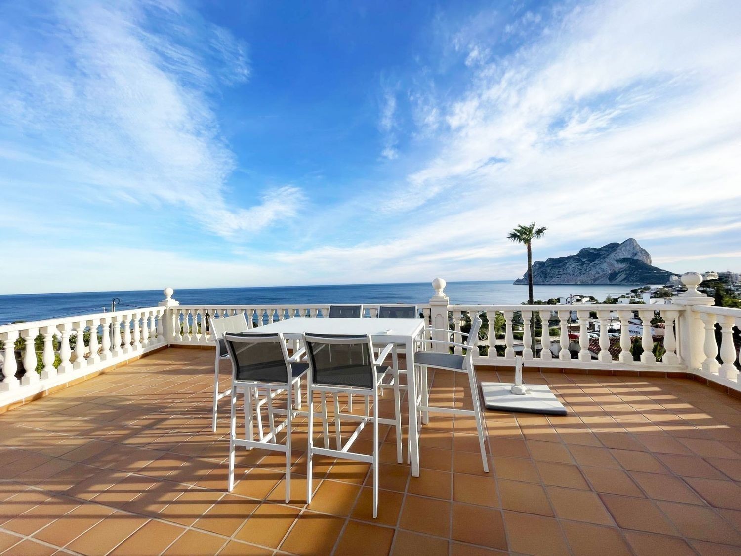 Villa à Calpe, Alicante, Espagne 6 chambres, 292 m2 No. 186953