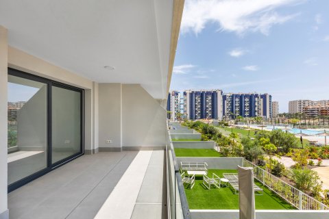Huoneisto Torrevieja, Alicante, Espanja 2 makuuhuonetta, 61 m2 No. 195453