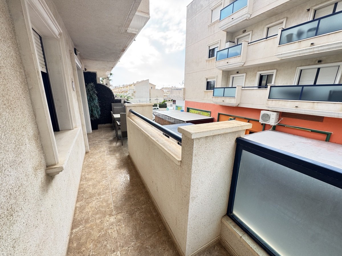 Apartment à Cabo Roig, Alicante, Espagne 2 chambres, 65 m2 No. 139431