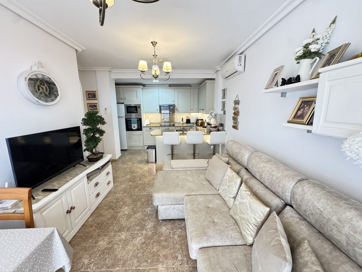 Apartment à Cabo Roig, Alicante, Espagne 2 chambres, 65 m2 No. 139431