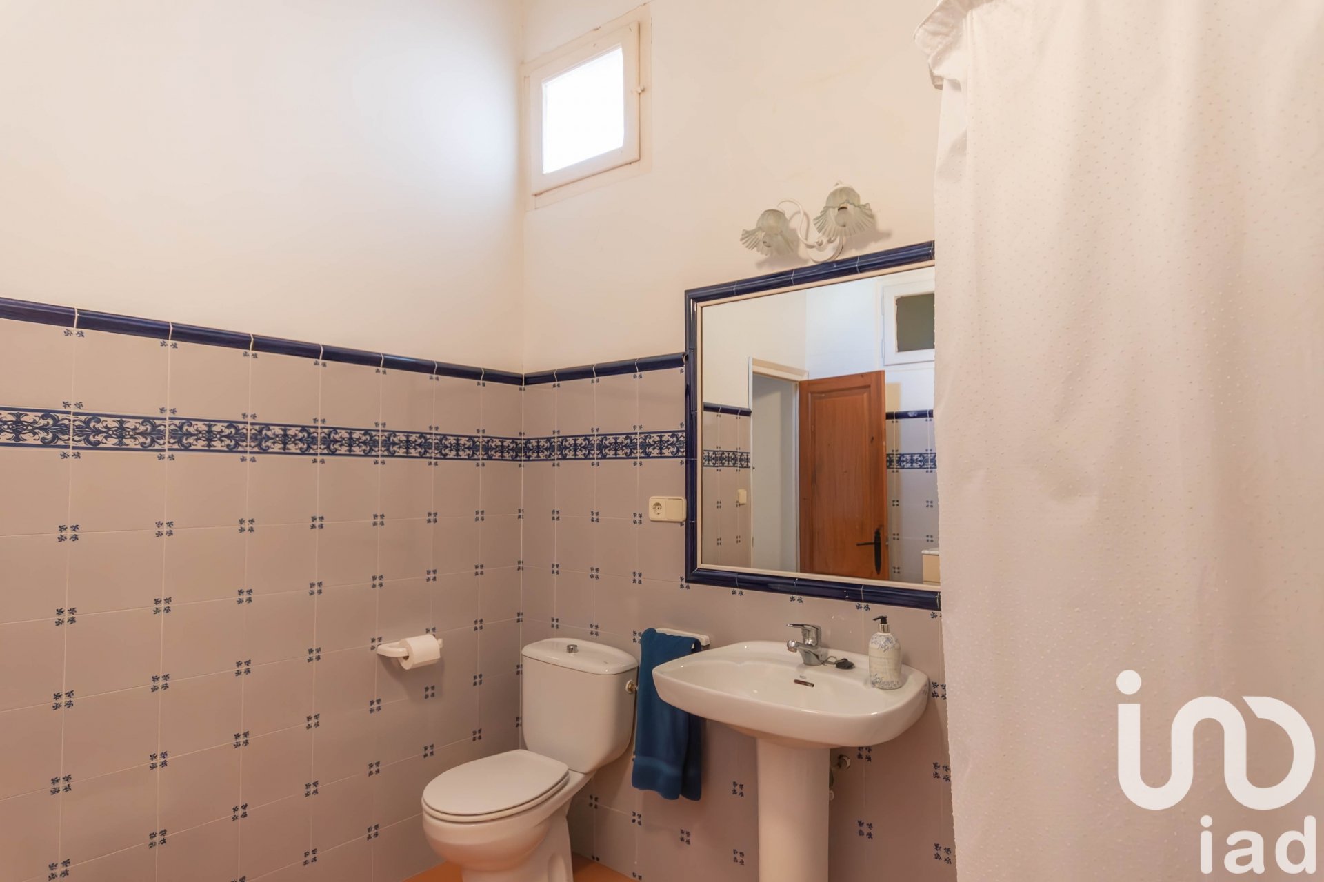 Talo Sant Pere de Ribes, Barcelona, Espanja 5 makuuhuonetta, 447 m2 No. 173273