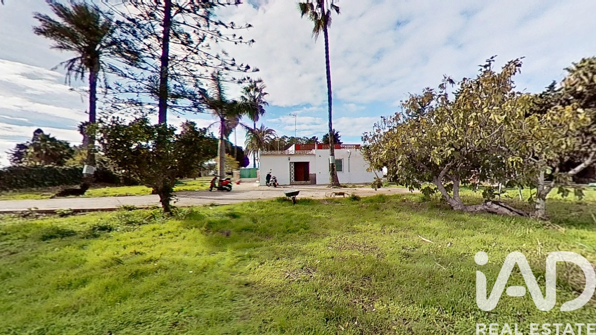 House in Rota, Cadiz, Spain 5 bedrooms, 200 sq.m. No. 173270