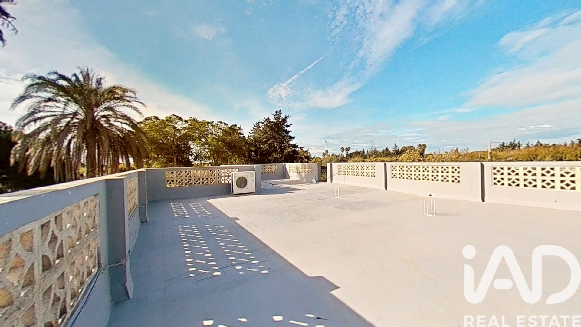 House in Rota, Cadiz, Spain 5 bedrooms, 200 sq.m. No. 173270