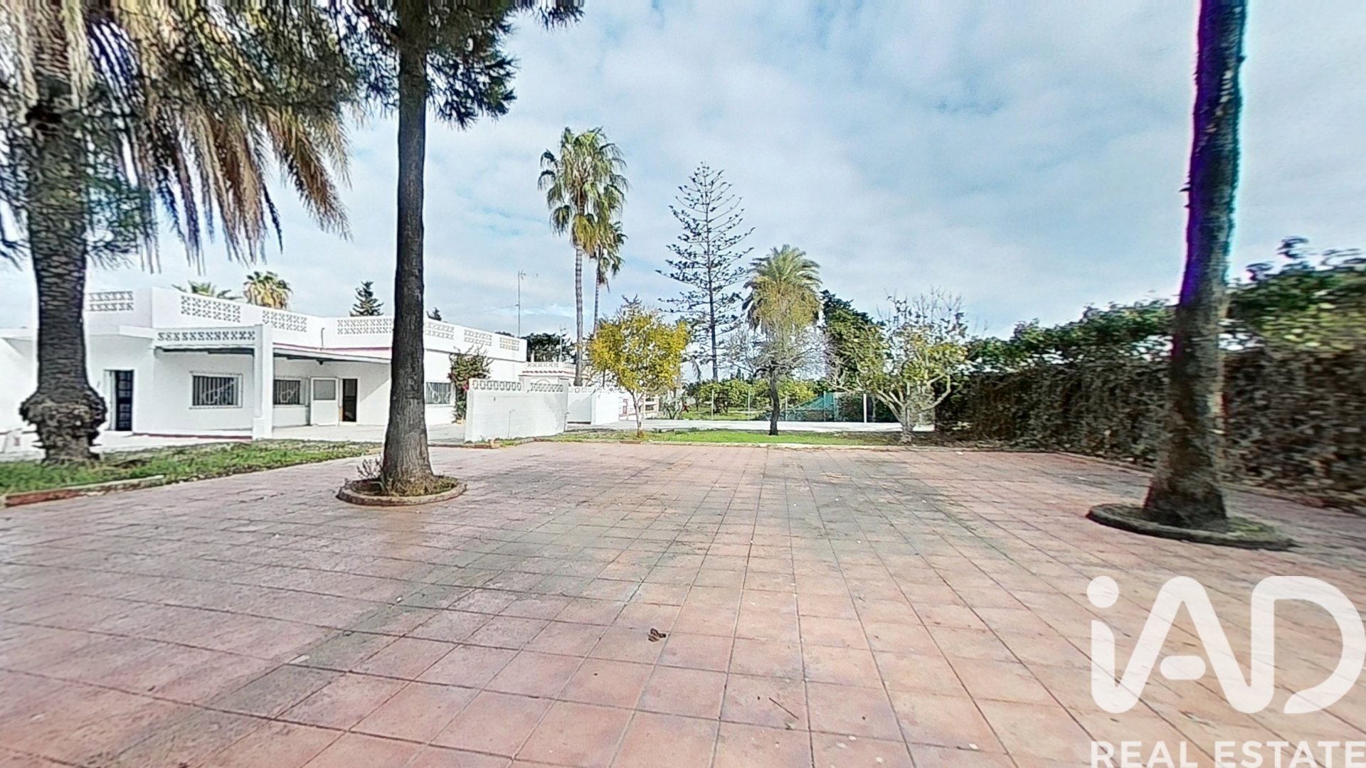 House in Rota, Cadiz, Spain 5 bedrooms, 200 sq.m. No. 173270
