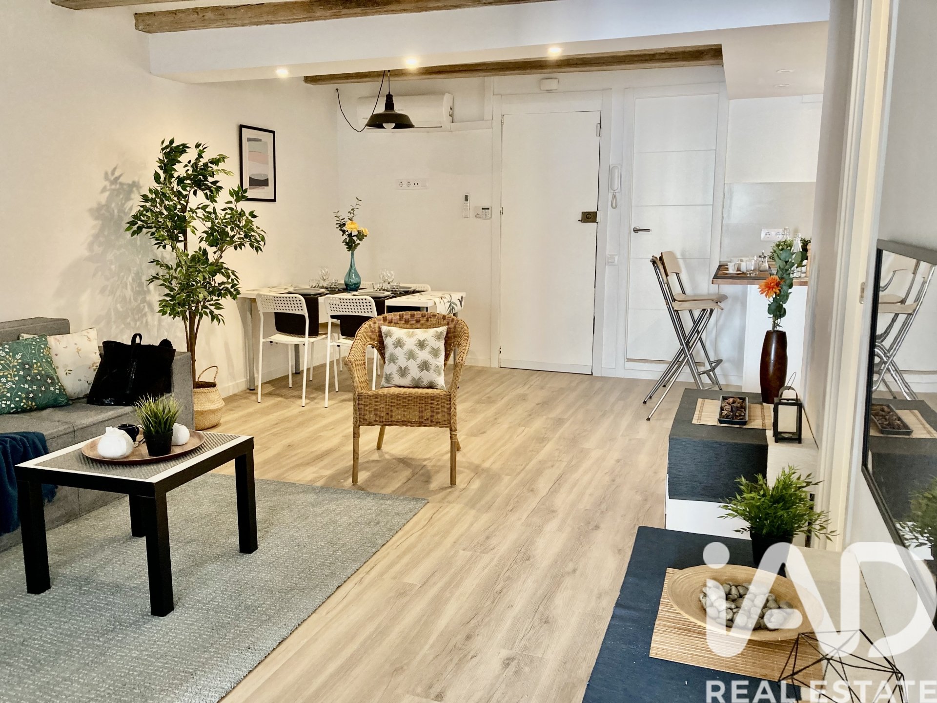 Dzīvoklis Barcelona, Spānijā 2 istabas, 72 m2 Nr. 173274