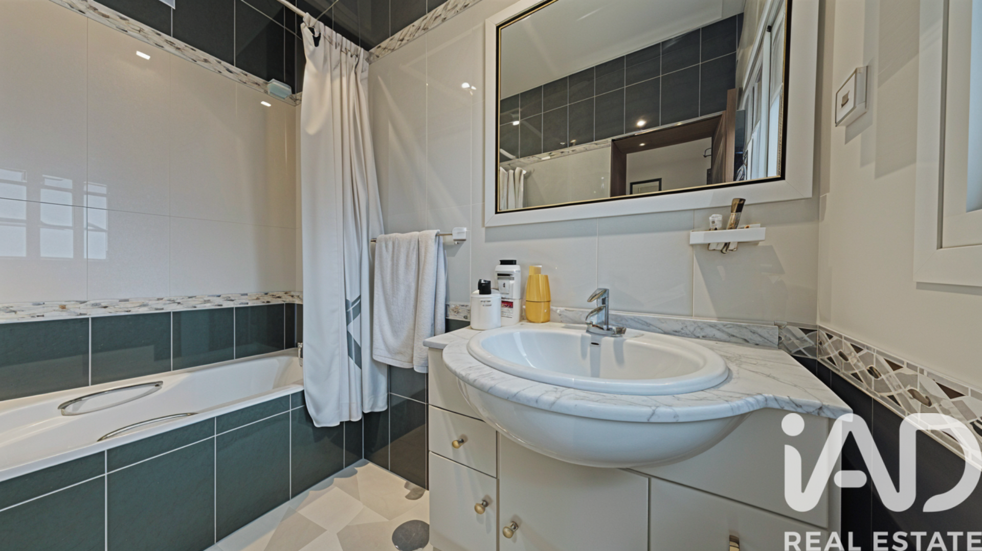 House in Chiclana de la Frontera, Cadiz, Spanien 4 Schlafzimmer, 391 m2 Nr. 173272