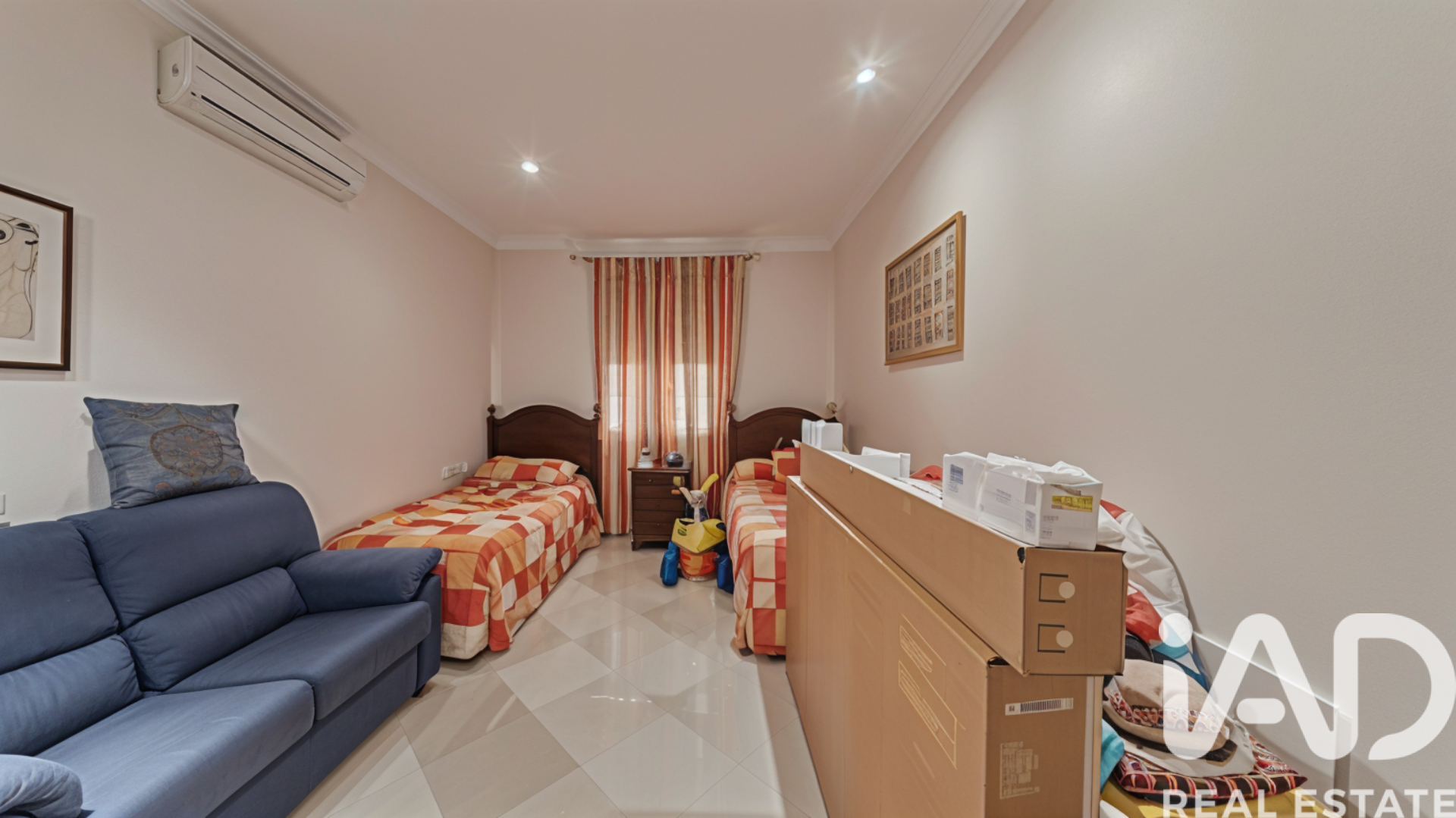 House in Chiclana de la Frontera, Cadiz, Spanien 4 Schlafzimmer, 391 m2 Nr. 173272