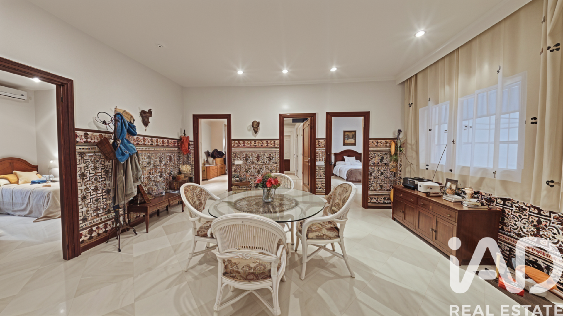House in Chiclana de la Frontera, Cadiz, Spanien 4 Schlafzimmer, 391 m2 Nr. 173272
