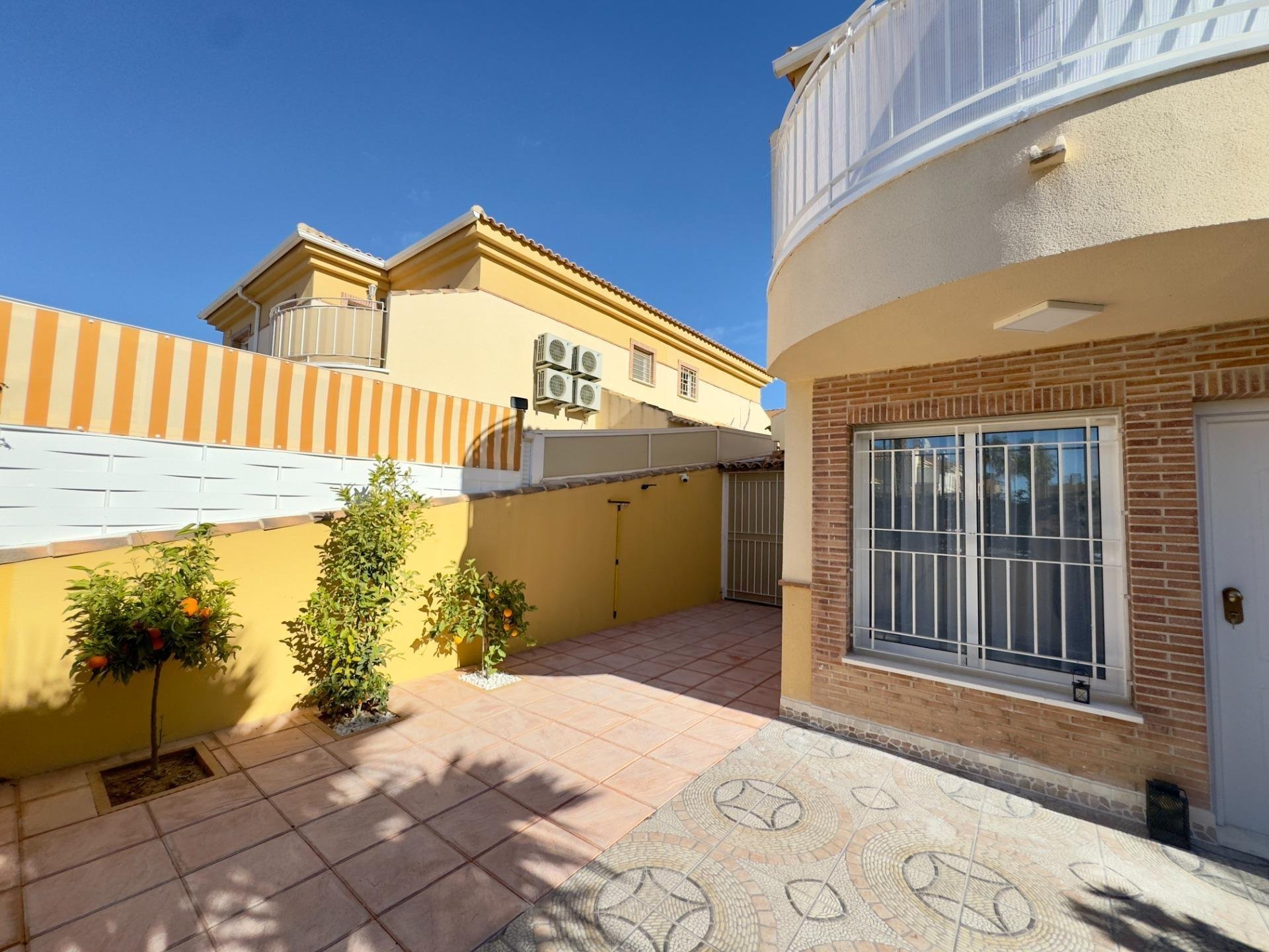 Māja Rojales, Alicante, Spānijā 3 istabas, 82 m2 Nr. 167514