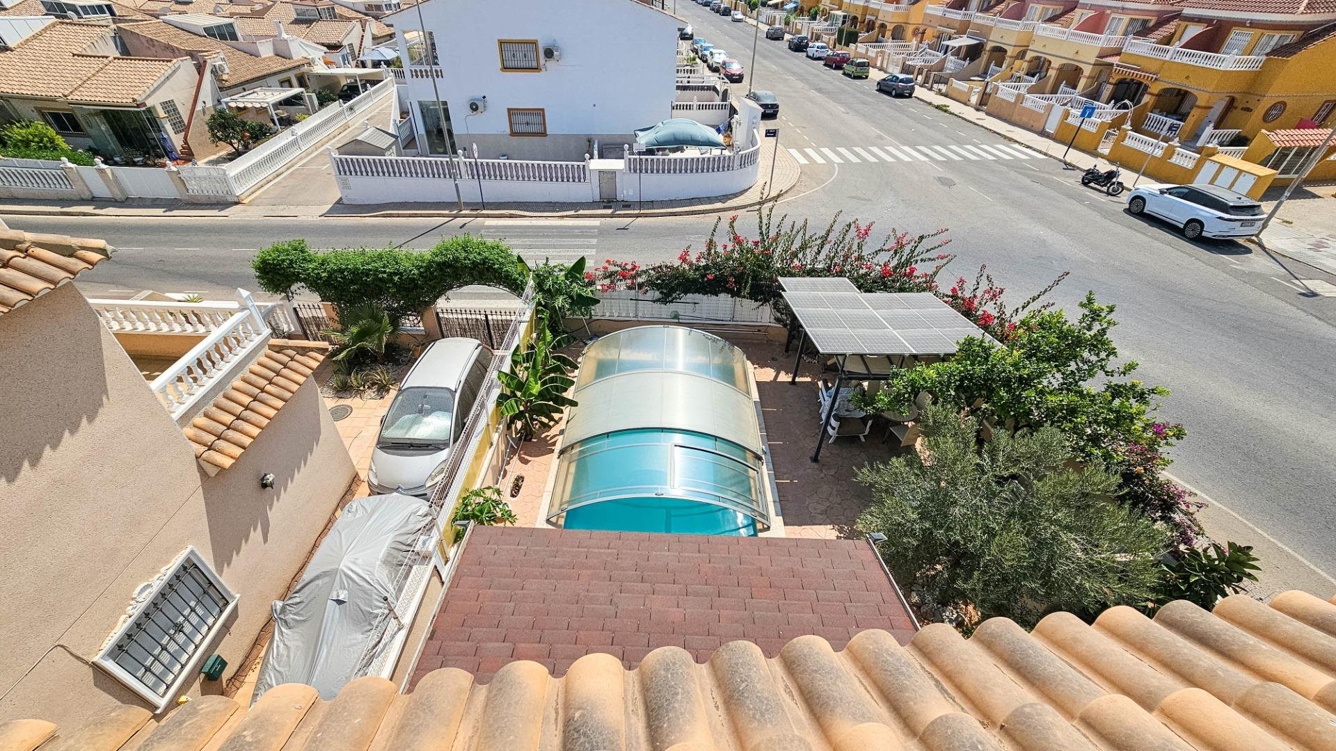 Huvila Cabo Roig, Alicante, Espanja 3 makuuhuonetta, 156 m2 No. 191064