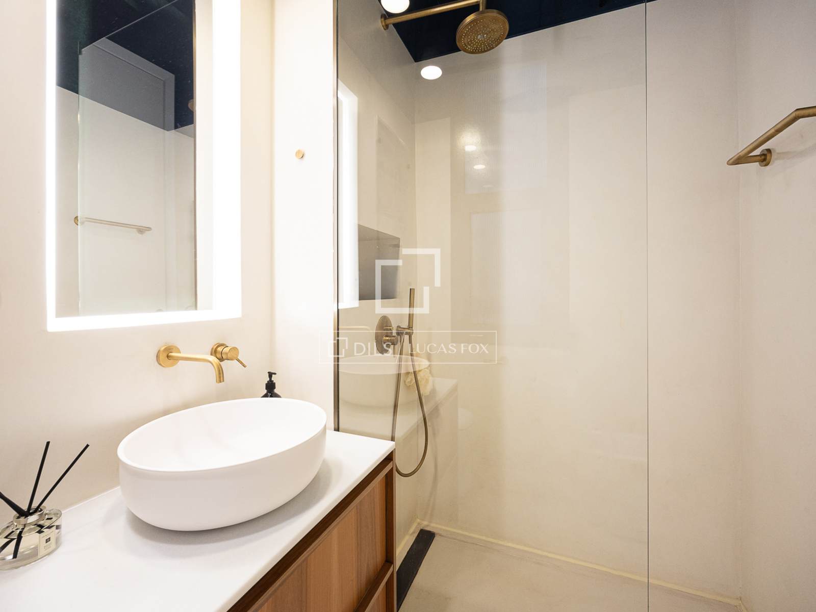 Wohnung in Barcelona, Spanien 2 Schlafzimmer, 100 m2 Nr. 192543