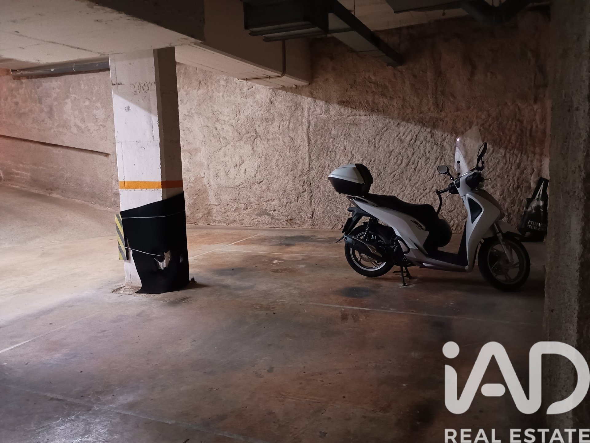 Garage a Barcelona, Spagna 11 mq. N° 184998
