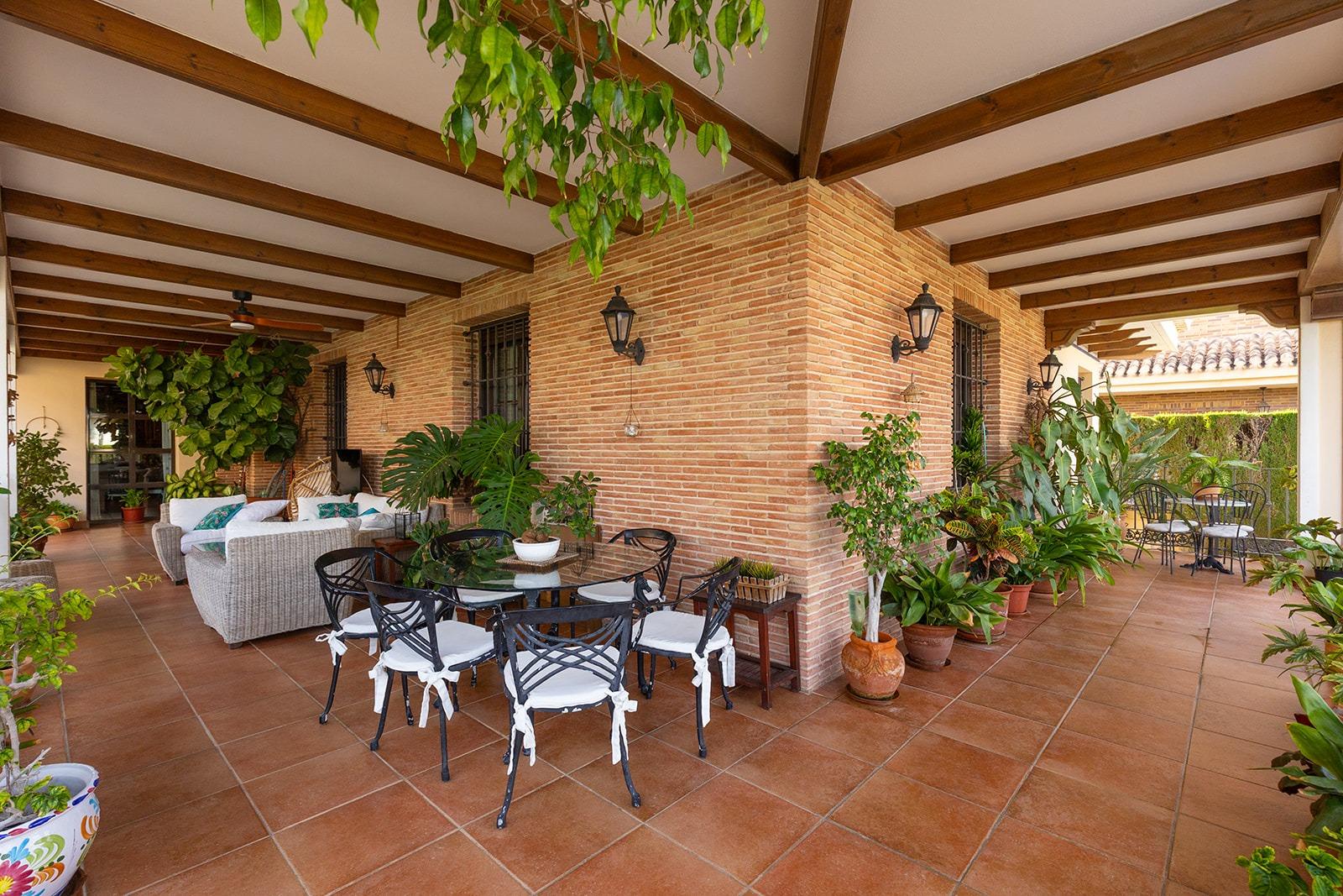Villa i La Veleta, Alicante, Spanien 6 sovrum, 728 kvm. Nr. 165907