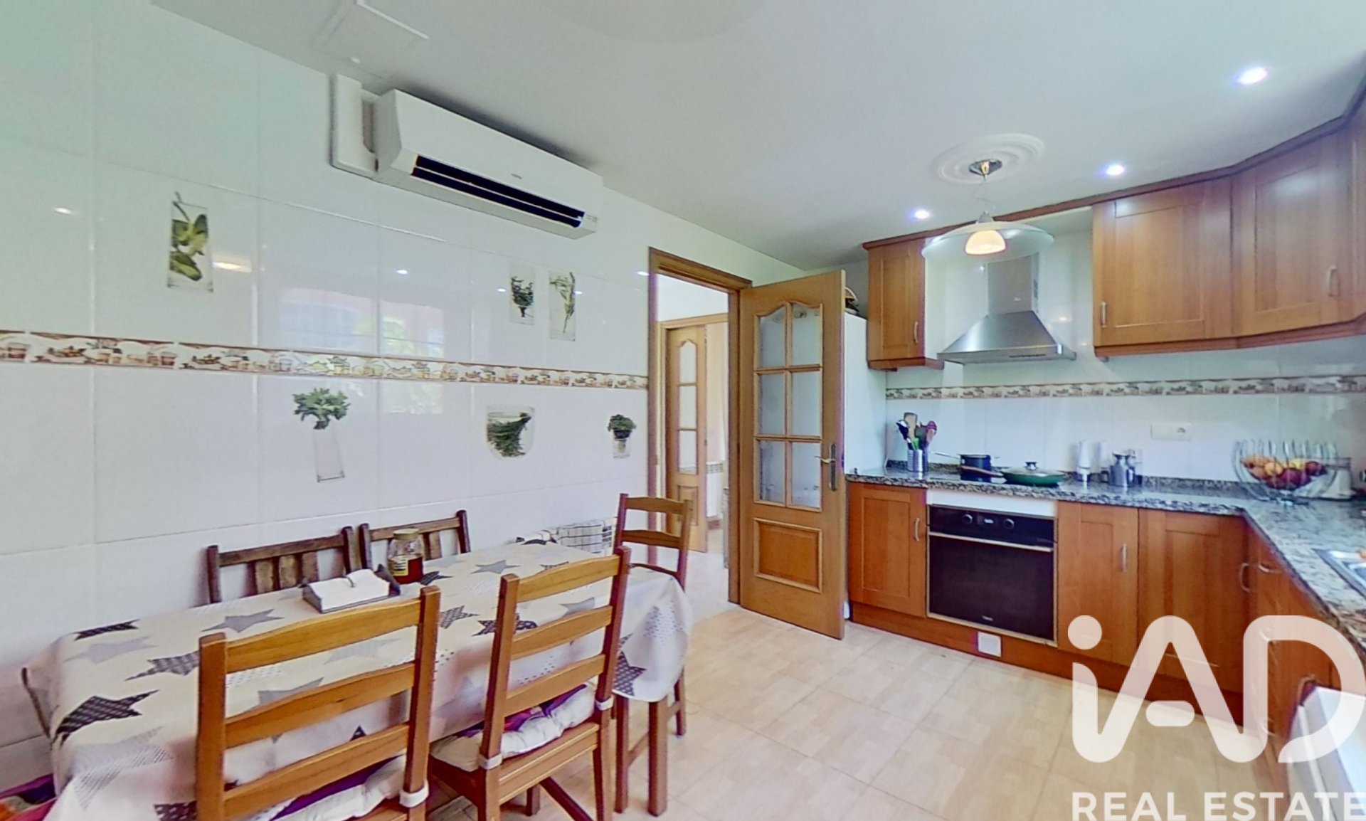 House in Cambrils, Tarragona, Spain 6 bedrooms, 320 sq.m. No. 152607