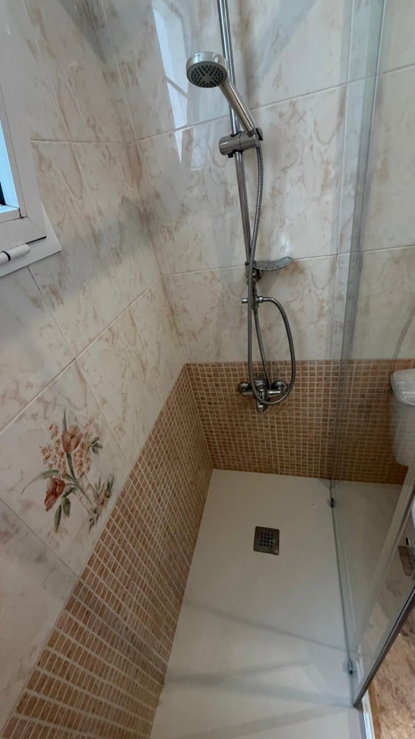 Apartment à Torrevieja, Alicante, Espagne 61 m2 No. 183015
