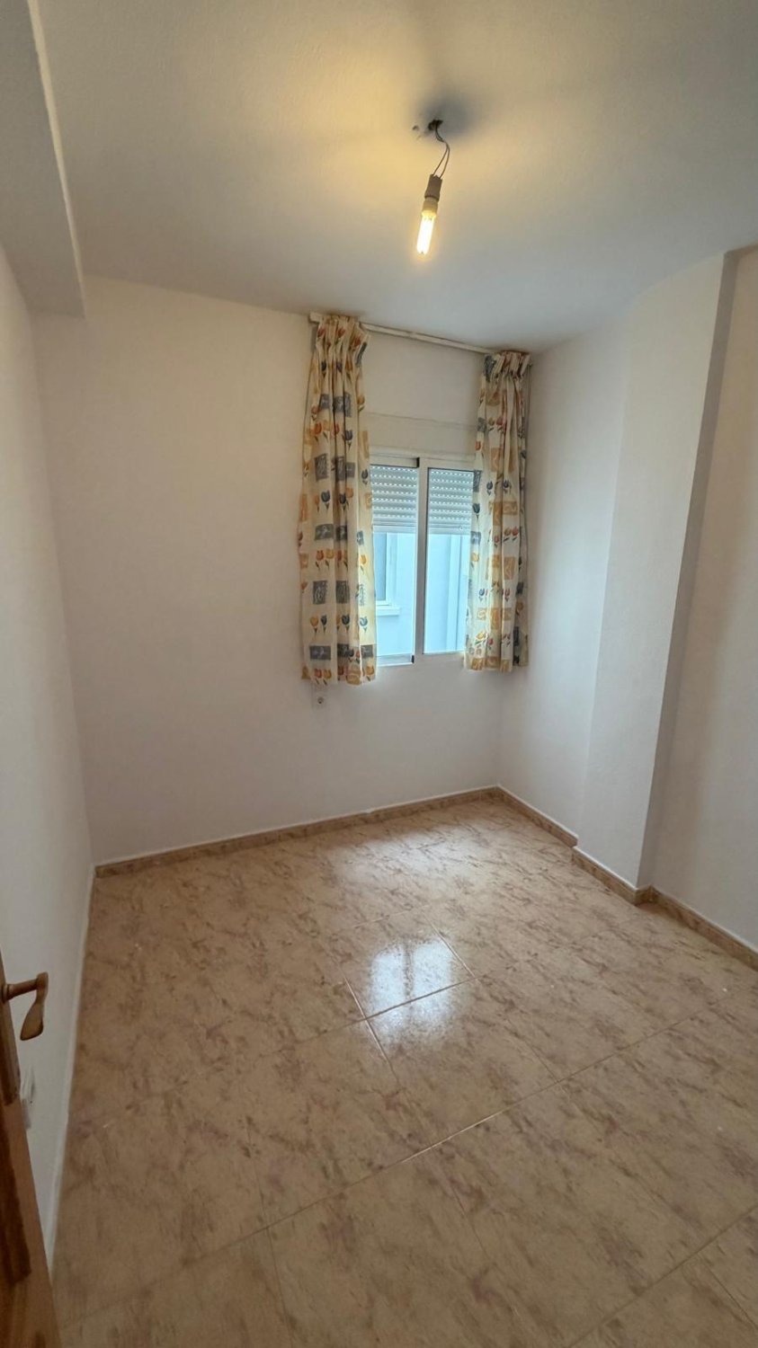 Apartment à Torrevieja, Alicante, Espagne 61 m2 No. 183015