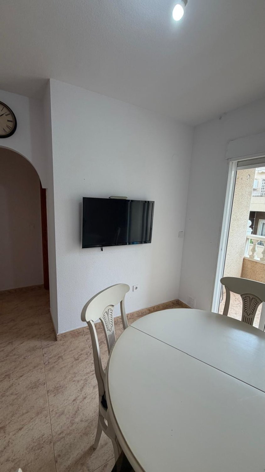 Apartment à Torrevieja, Alicante, Espagne 61 m2 No. 183015