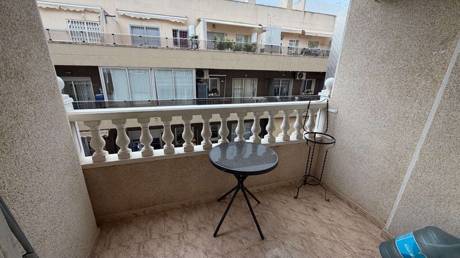 Apartment à Torrevieja, Alicante, Espagne 61 m2 No. 183015