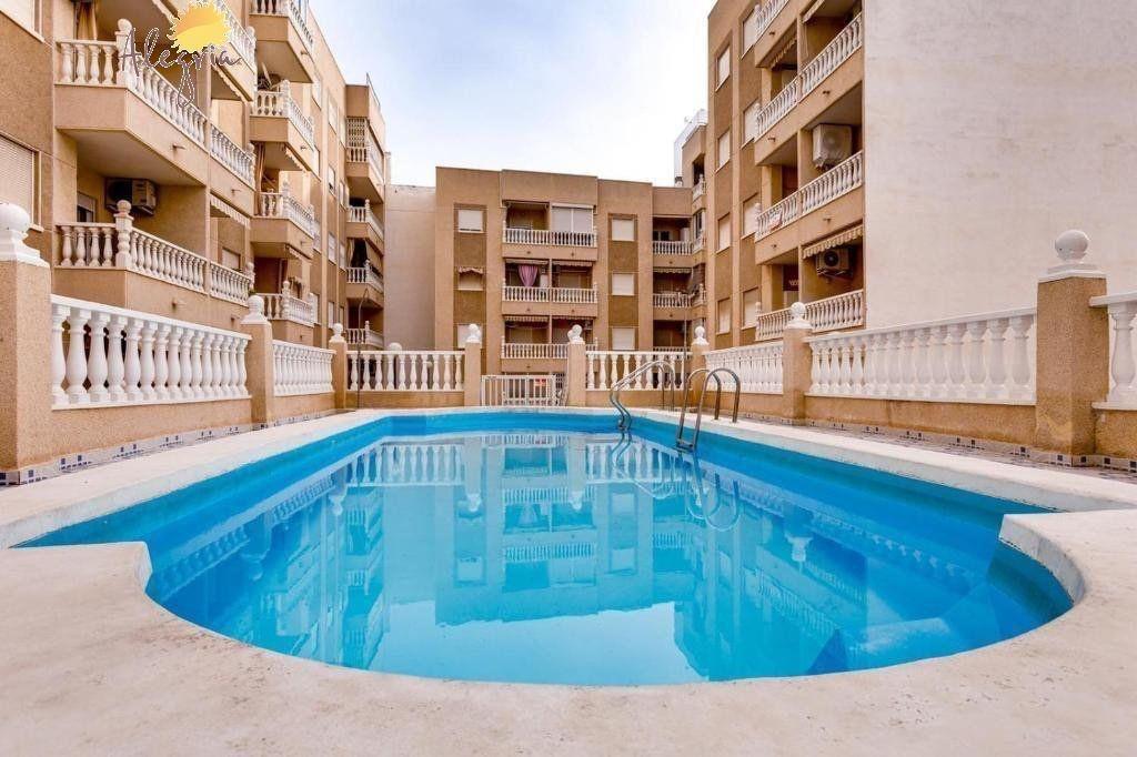 Apartment à Torrevieja, Alicante, Espagne 61 m2 No. 183015