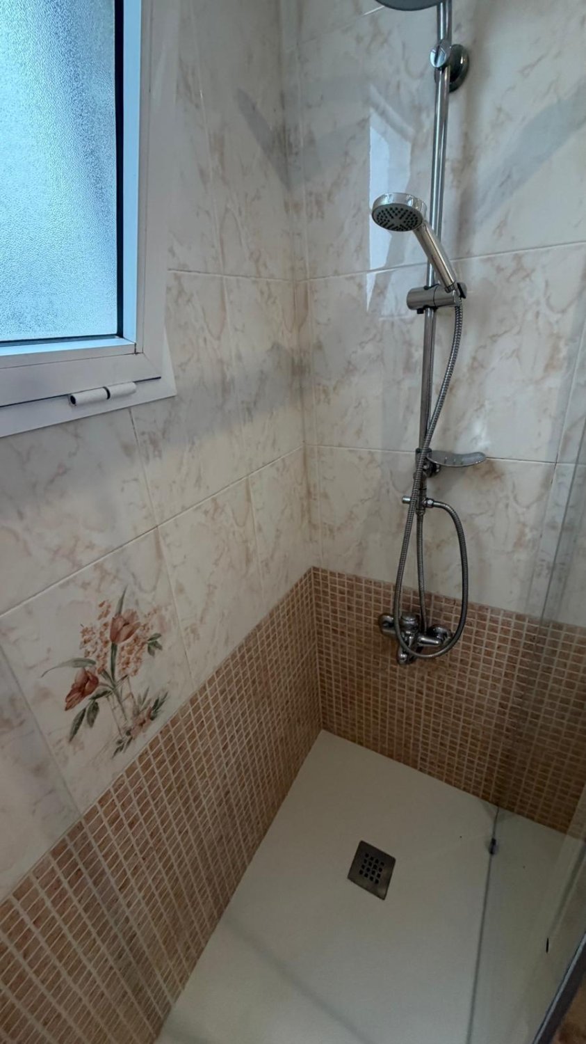 Apartment à Torrevieja, Alicante, Espagne 61 m2 No. 183015