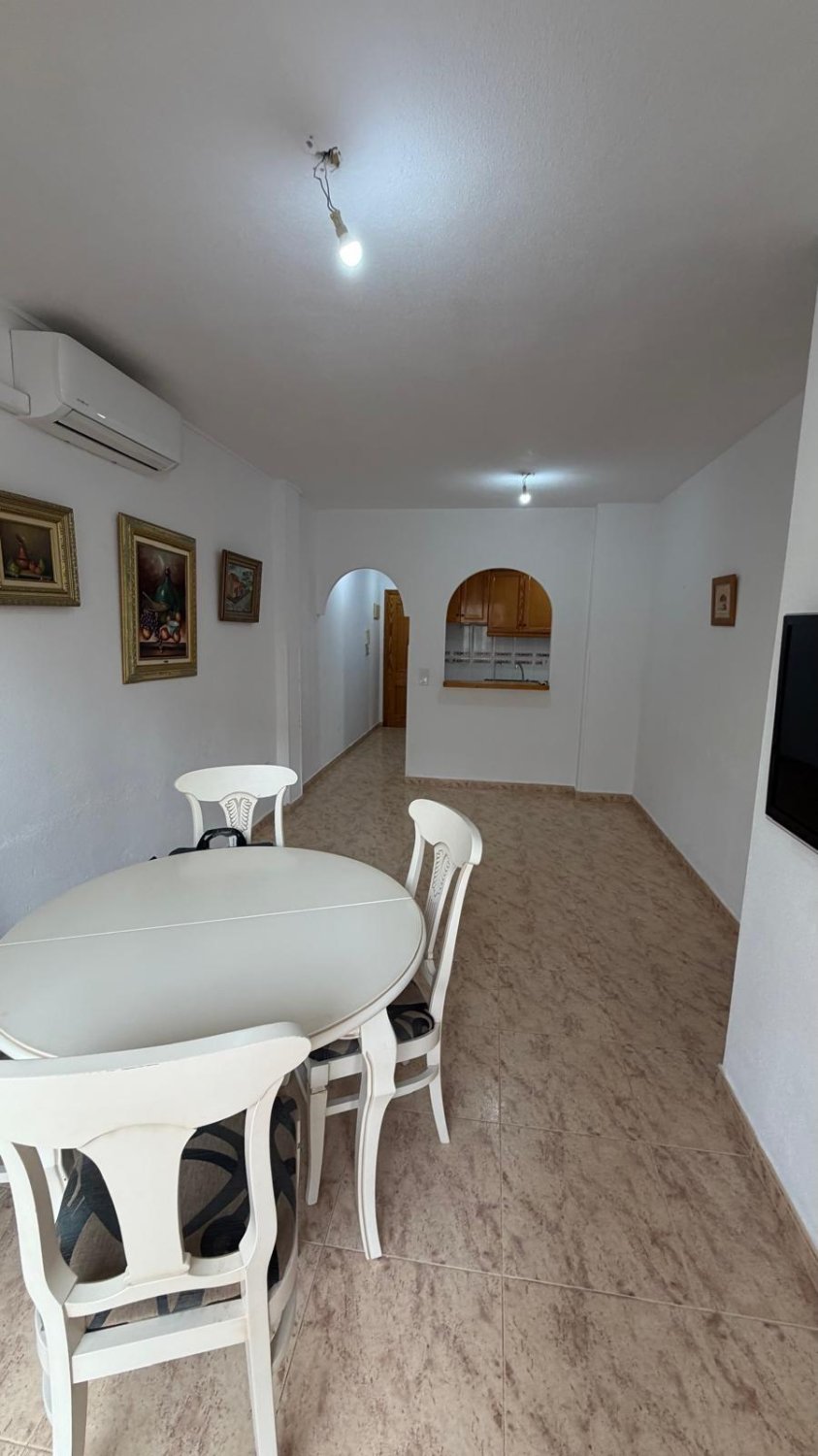 Apartment à Torrevieja, Alicante, Espagne 61 m2 No. 183015