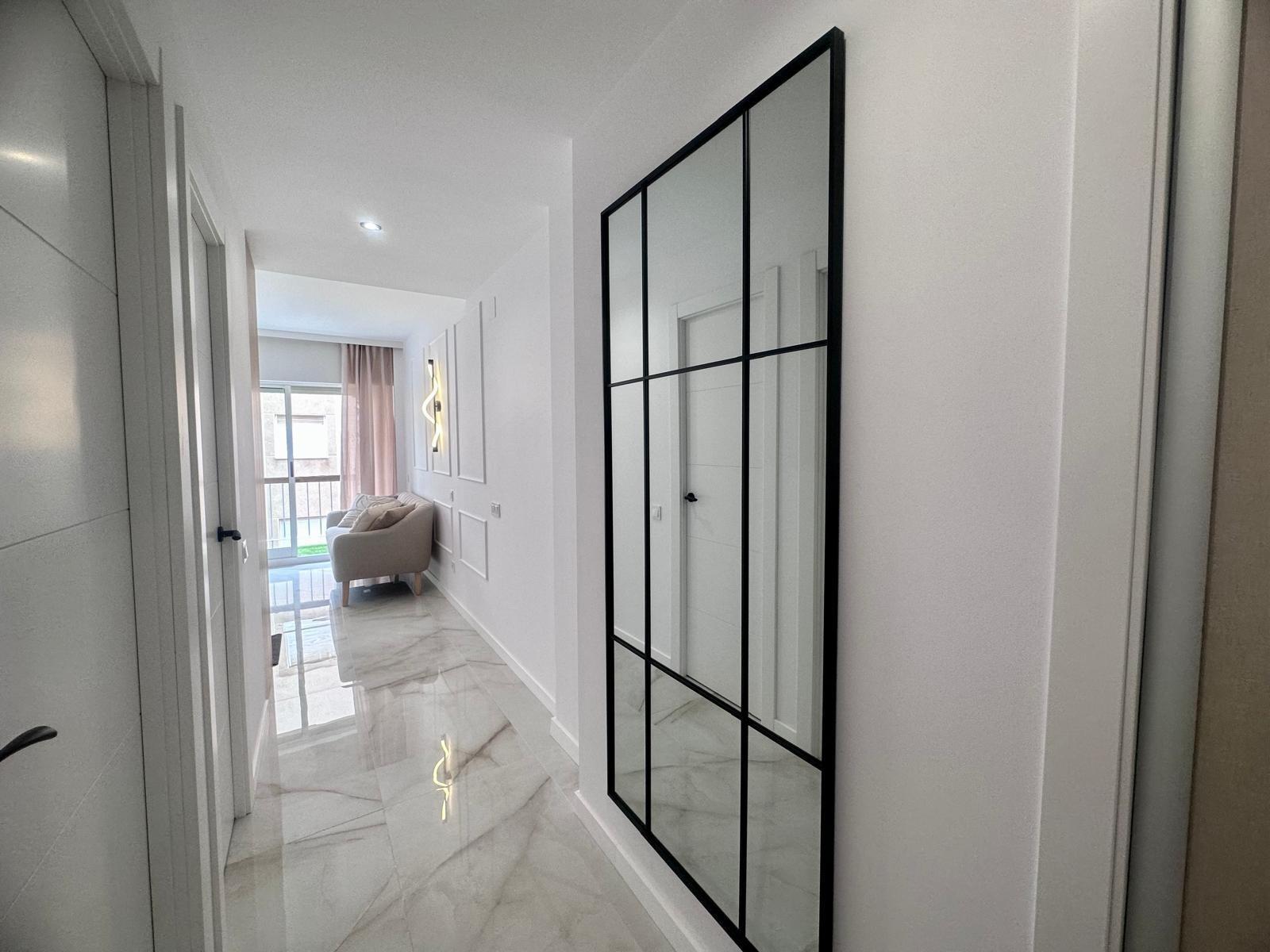 Wohnung in Torrevieja, Alicante, Spanien 51 m2 Nr. 183011