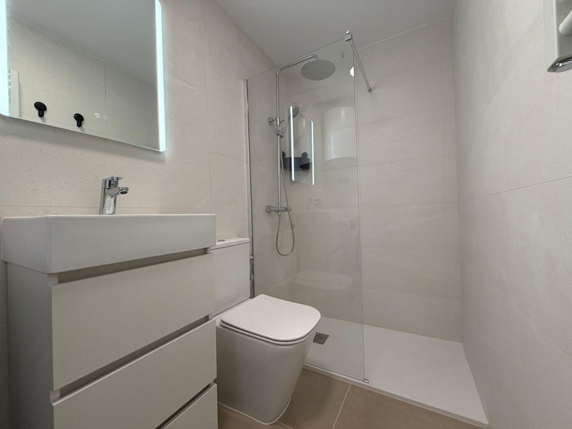 Appartamento a Torrevieja, Alicante, Spagna 2 camere da letto, 53 mq. N° 183014