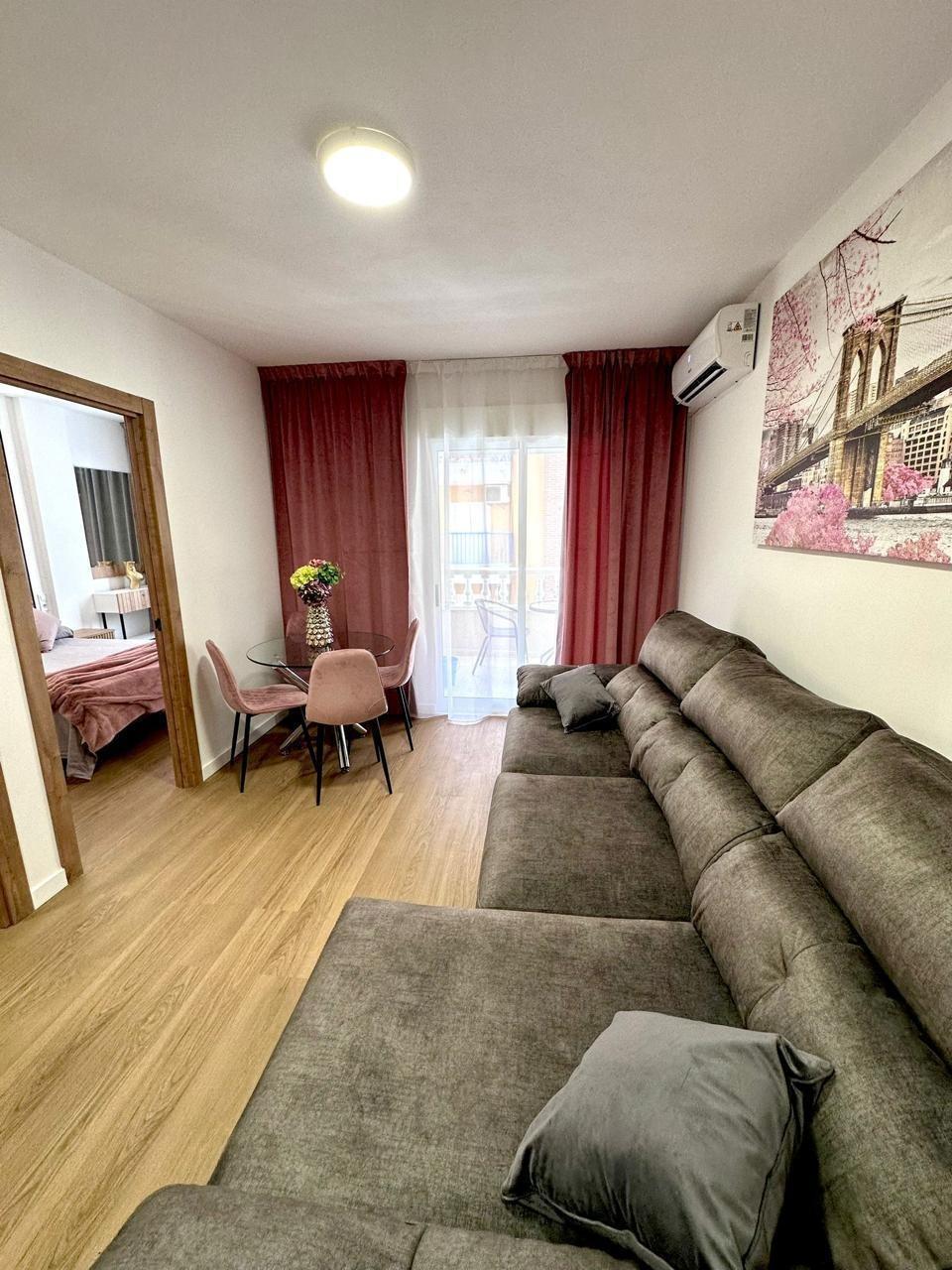 Lägenhet i Torrevieja, Alicante, Spanien 2 sovrum, 64 kvm. Nr. 183013