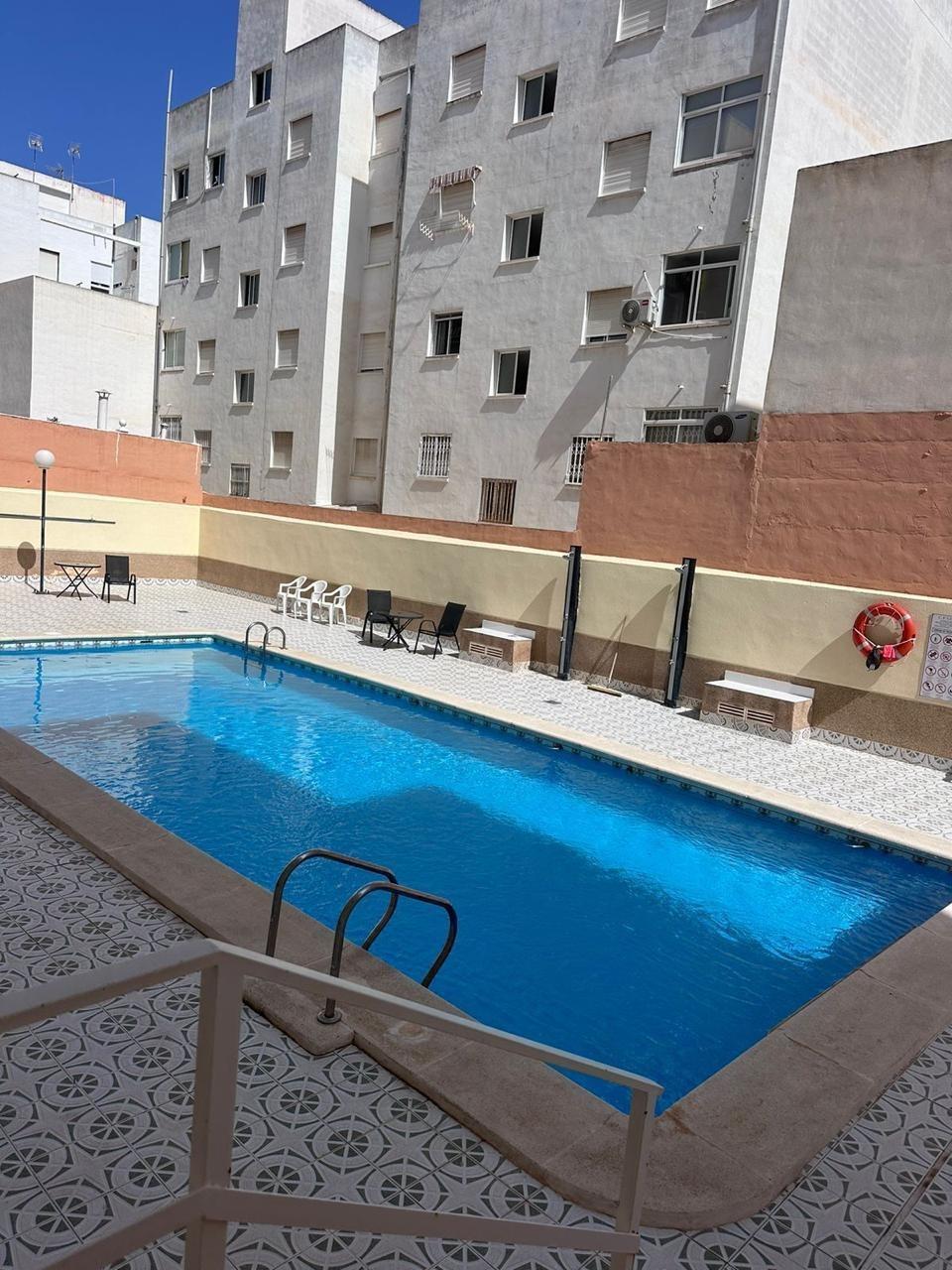 Lägenhet i Torrevieja, Alicante, Spanien 2 sovrum, 64 kvm. Nr. 183013