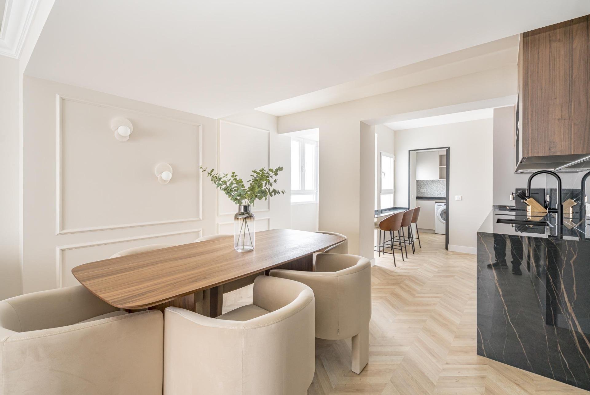 Appartamento a Madrid, Spagna 2 camere da letto, 130 mq. N° 165516