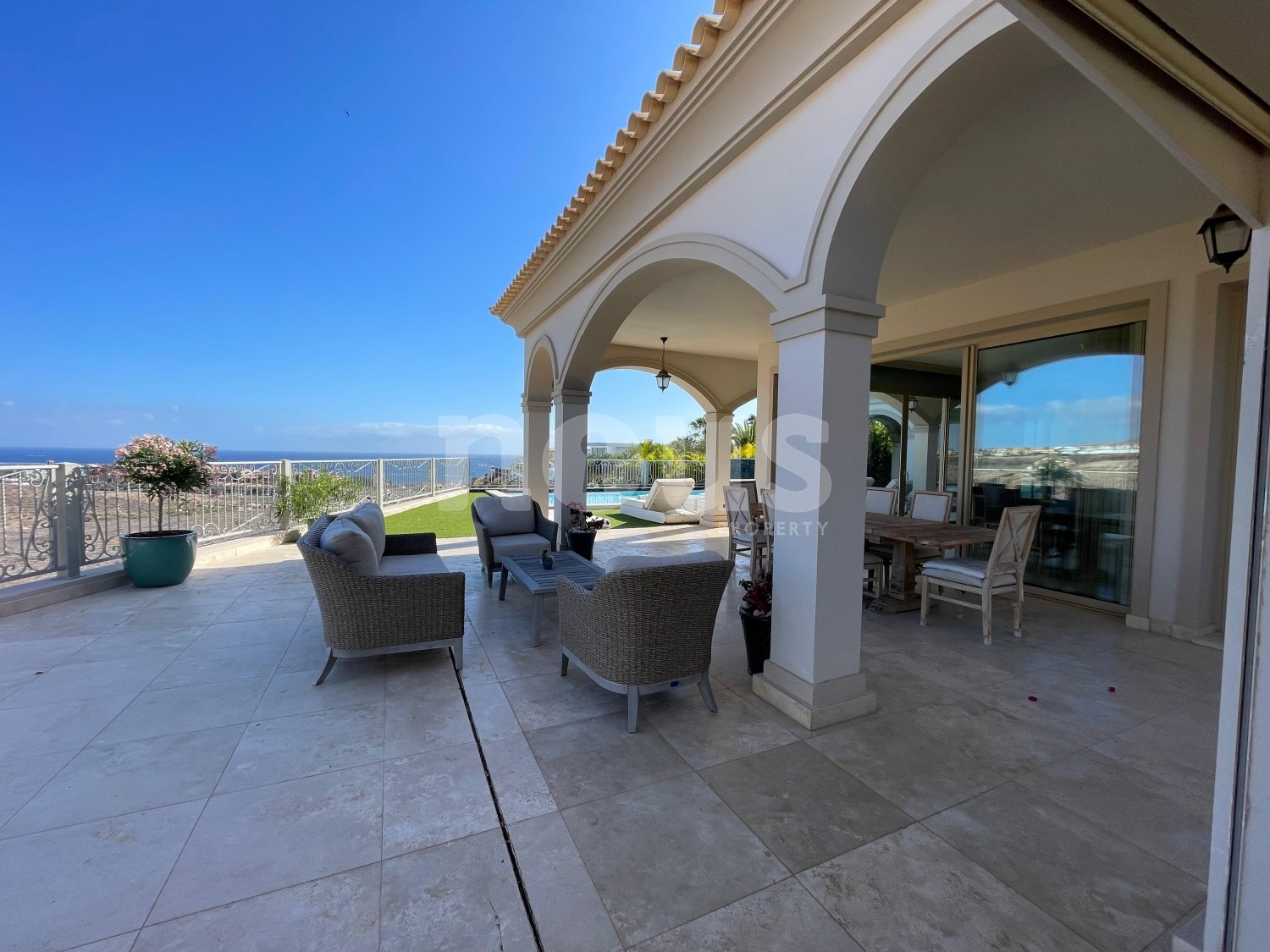 Villa à Adeje, Tenerife, Espagne 7 chambres, 320 m2 No. 164759