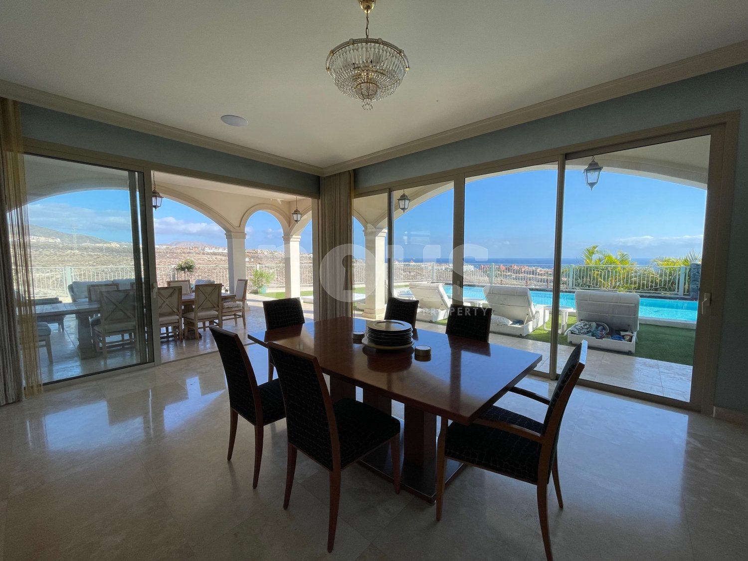 Villa à Adeje, Tenerife, Espagne 7 chambres, 320 m2 No. 164759