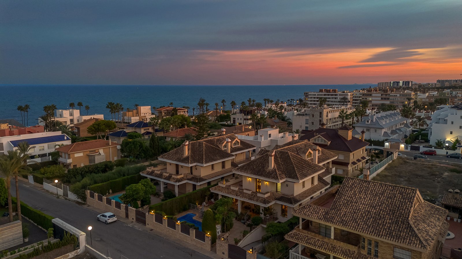 Villa in Torrevieja, Alicante, Spanien 6 Schlafzimmer, 728 m2 Nr. 143108