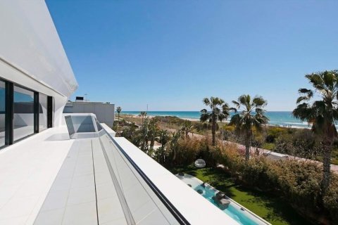 Casa a Gava, Barcelona, Spagna 7 camere da letto, 1250 mq. N° 160969